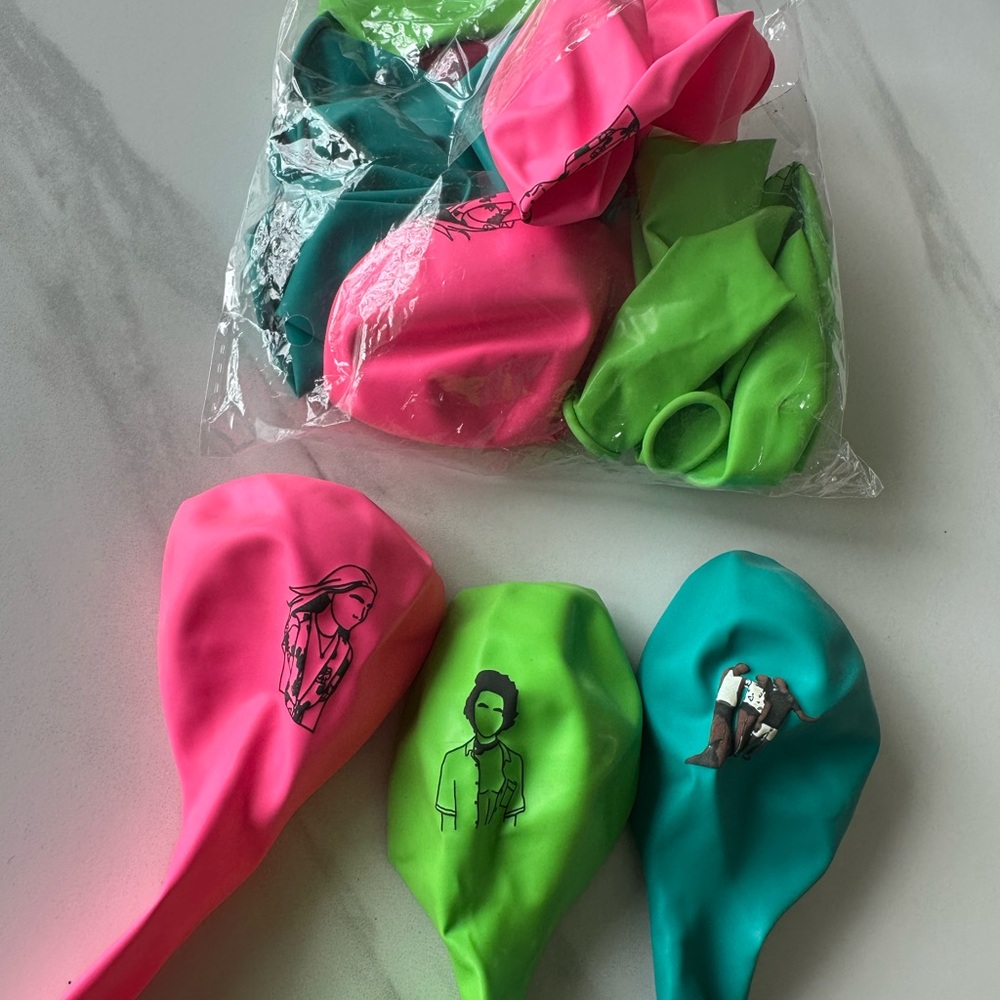 Outerbanks Netflix show Balloon Set in Pink, Green, Teal -
